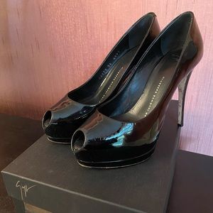 Giuseppe Zanotti Patent Pumps Size 6